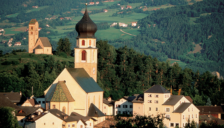 Wdmi-dolomites-walking-2